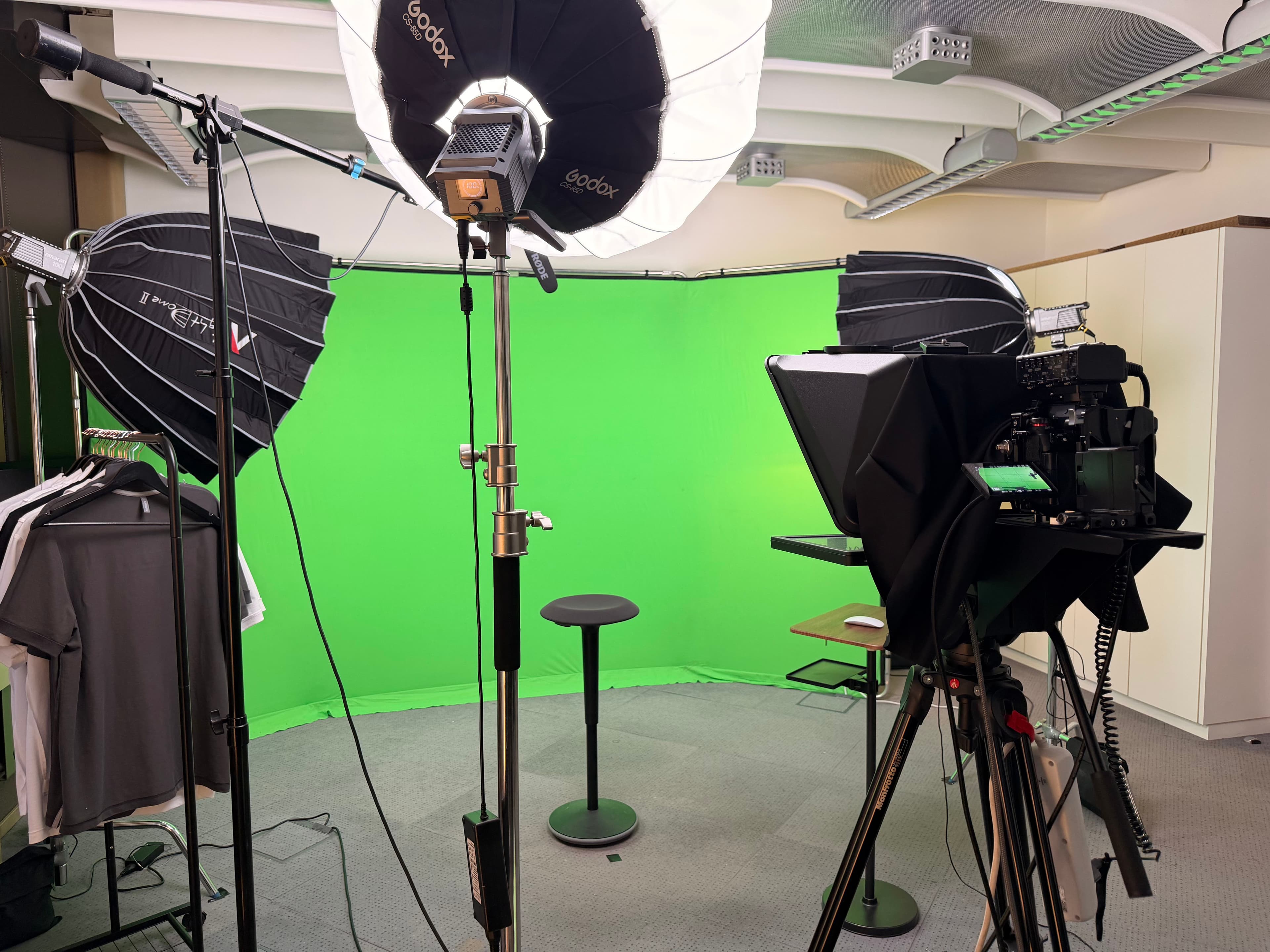 Videostudio in Mannheim mit Green Screen, Teleprompter und professioneller Beleuchtung